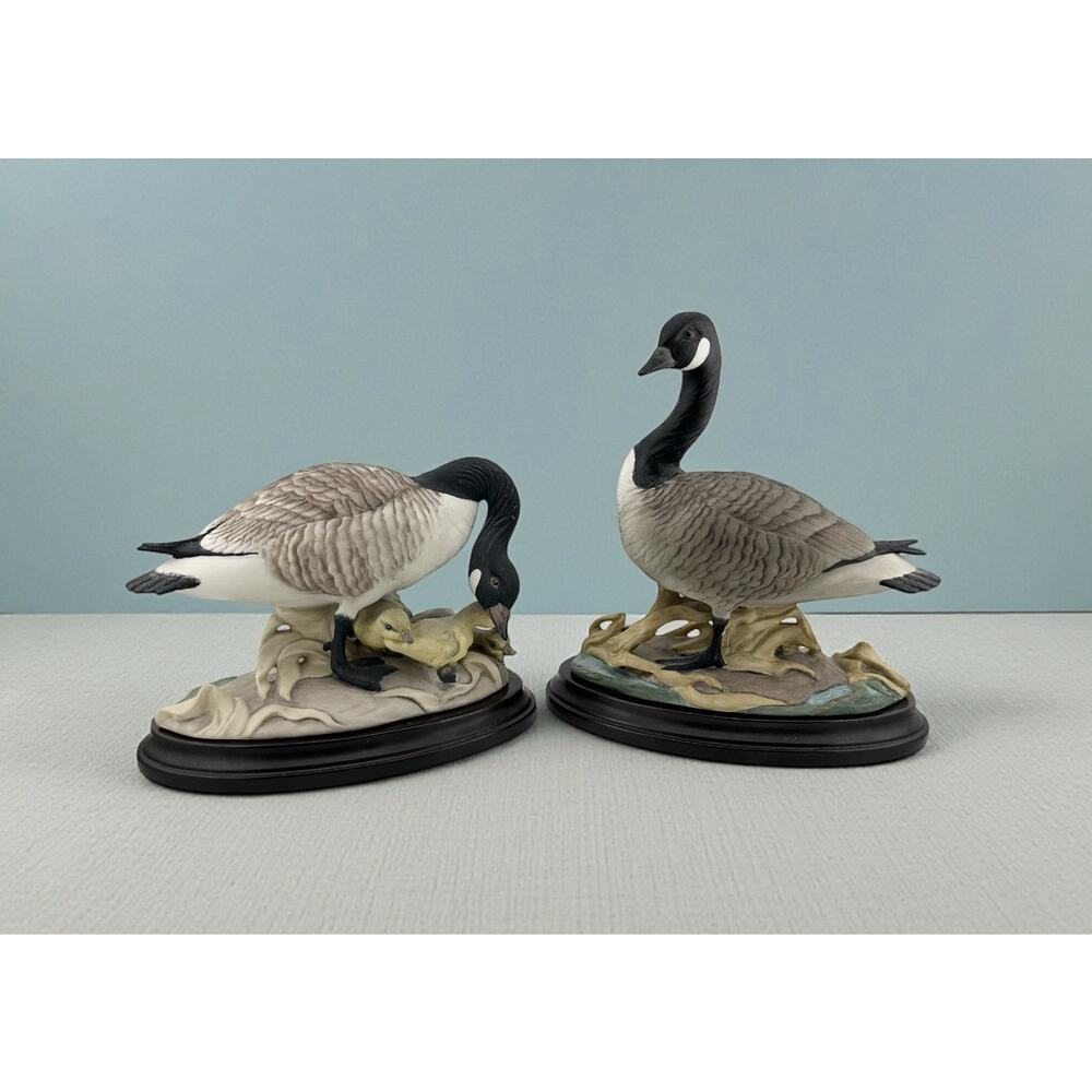 BOEHM Canadian Geese Porcelain Figurines Set of Two w/ Stands 1953 #408N #408